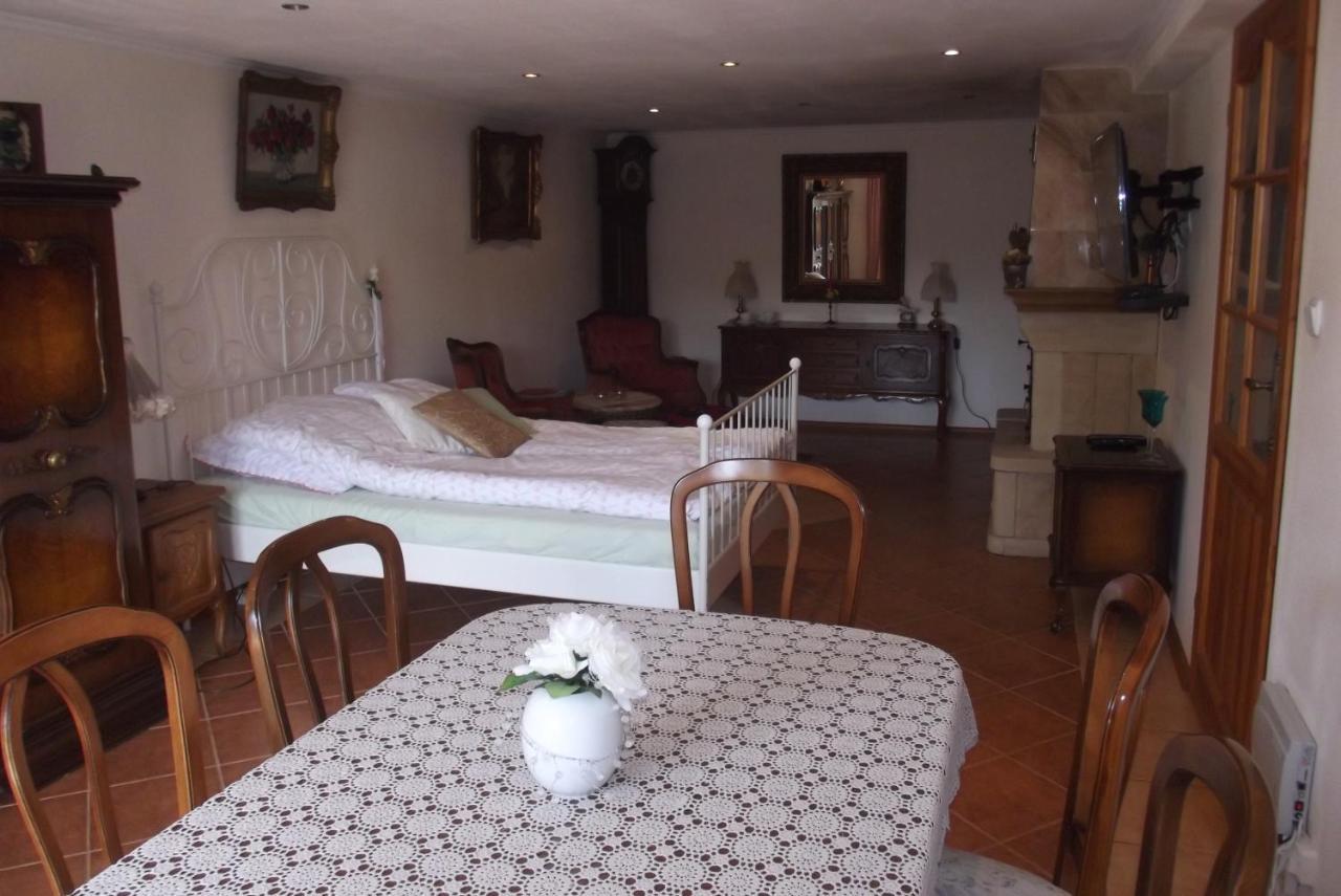 Apartament Monika Podzamcze 10 Włodawa Esterno foto